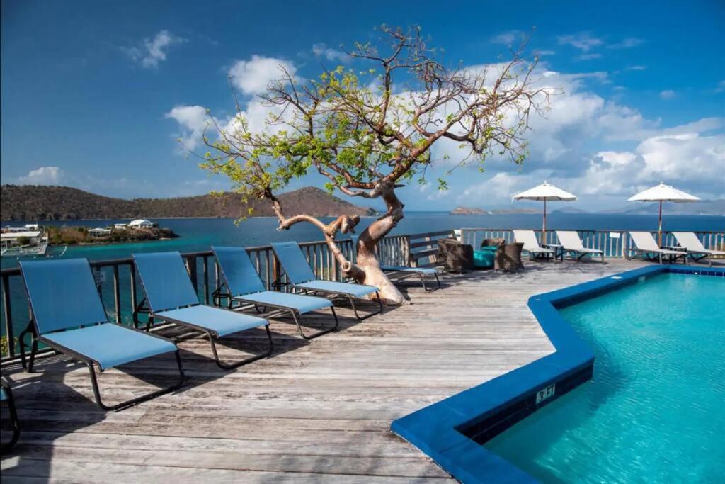 Mermaid Escape - Amazing Views! East End  외부 사진